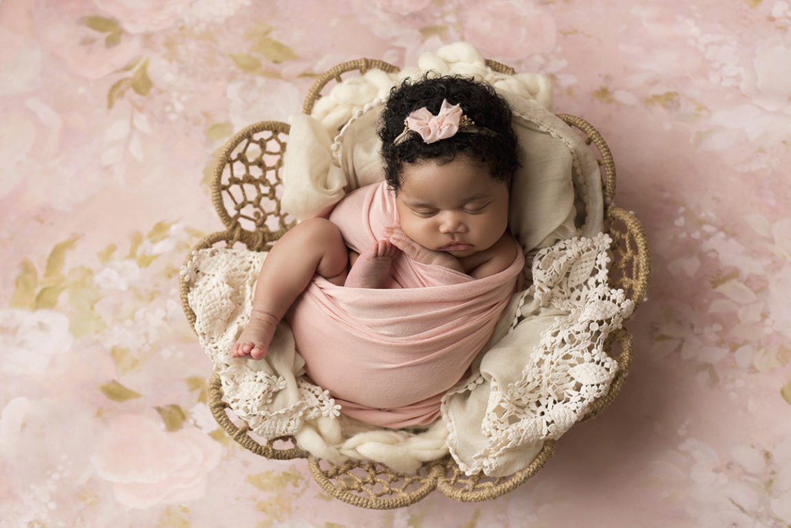 Baby Paisley's Adorable Newborn Session & Her Mom's Pregnancy Journey ...