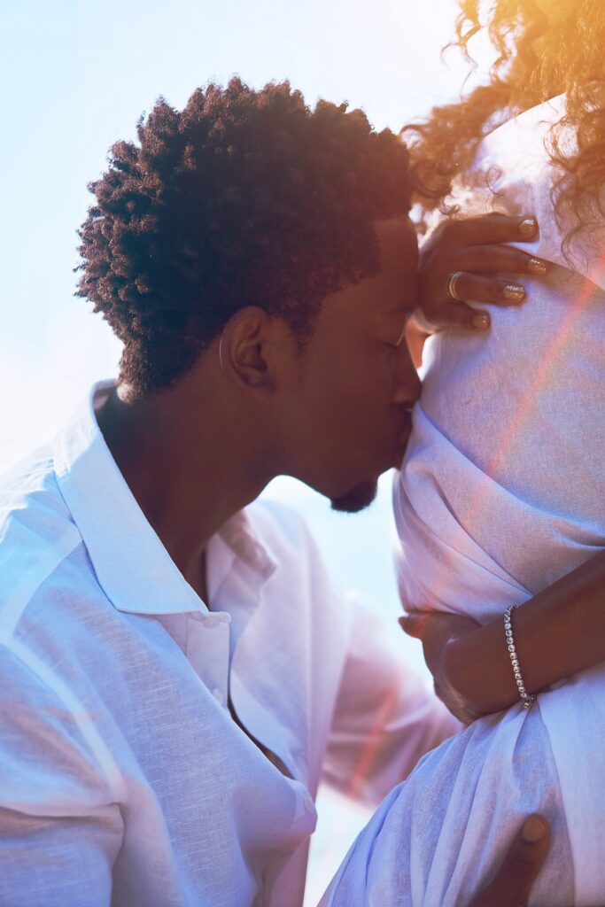 Brooklyn natives Shakeel and Nia Luke celebrated their little one on the way with an effortless maternity session in Grenada.